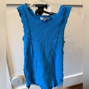 Chic Textured Blue Sleeveless Top from Buckle Size M Like new!!